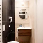 Barirooms - District 198 Πανσιόν *