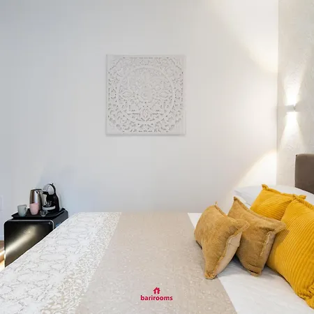 Barirooms - District 198 Pensión