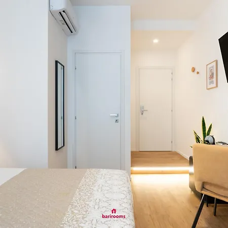 Pensión Barirooms - District 198