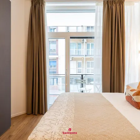 Barirooms - District 198 招待所 *