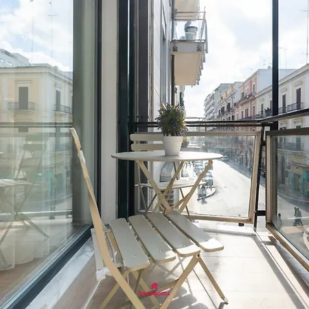 Barirooms - District 198