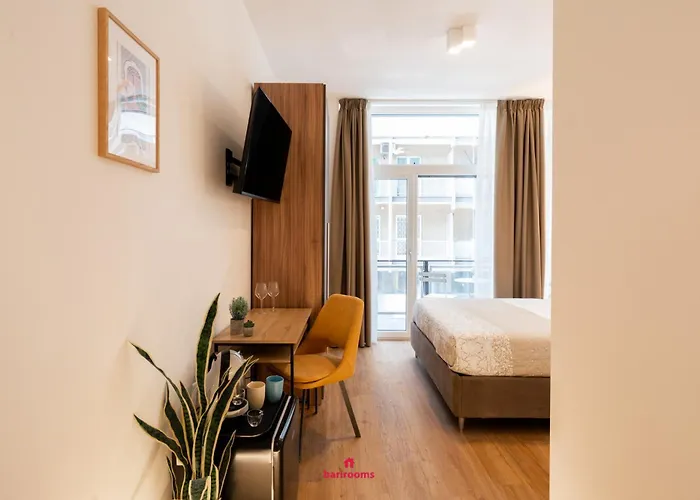 Barirooms - District 198 Pensionat Bari