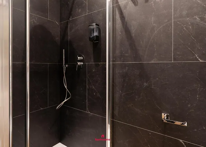 Barirooms - District 198 Pensionat *